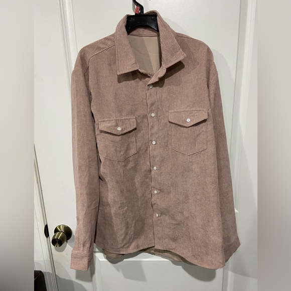 Large/XL Men’s Light Tan Corduroy Button Down Shirt - Picture 2 of 4